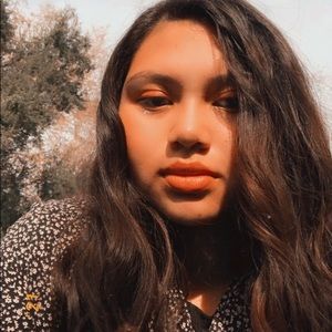 Meet your Posher, Daniella